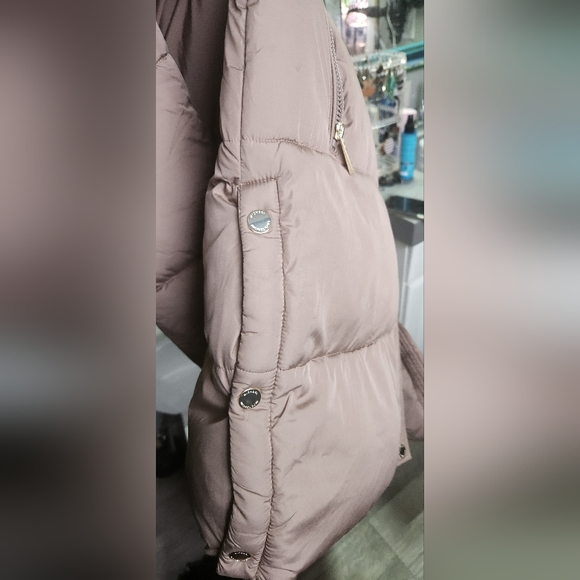 Womens Med MK down puffer coat brandnew with tags - Picture 5 of 9
